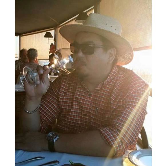 Profile Picture of Alvin Alemania (@vin_2273) on Poshmark