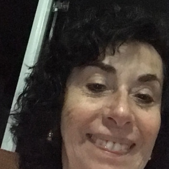 Profile Picture of Joan Lacher (@joaniegirl713) on Poshmark