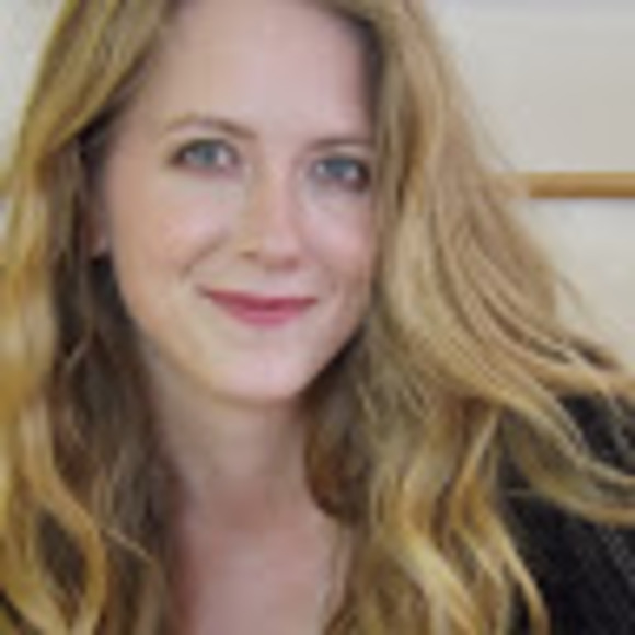 Profile Picture of Abi Wurdeman (@abigailvic) on Poshmark