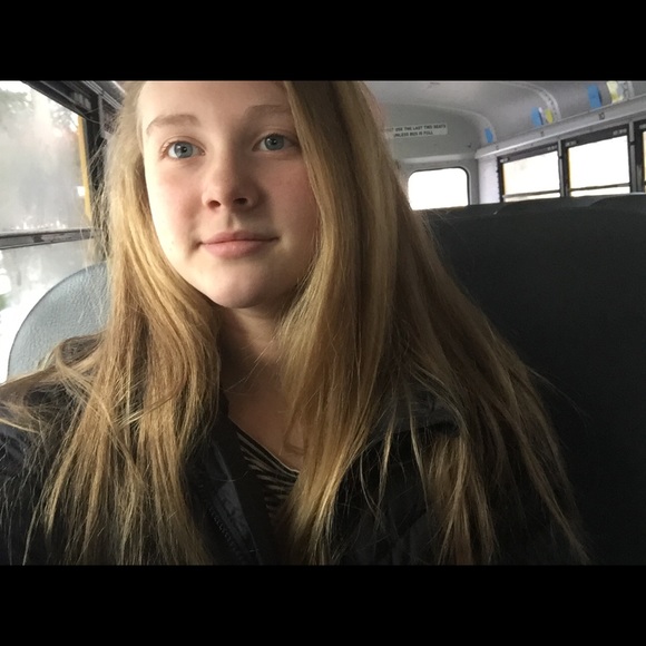 Catherine Perschon - Poshmark Profile Picture of Catherine Perschon (@catesoftball14) on Poshmark