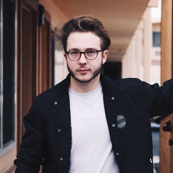 Profile Picture of Connor Cubic (@cmcube) on Poshmark