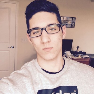 Luke Rosvanis - Twitter Profile Picture of Luke Rosvanis (@_KingLuke16) on Twitter