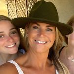 Profile Picture of Lisa Hillary (@lisadianehillary) on Instagram