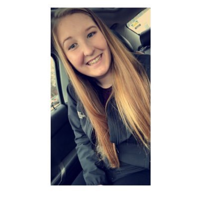 Profile Picture of Alexis Carpenter (@acarpenter04) on Twitter