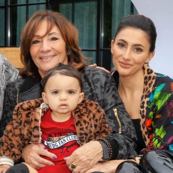 Profile Picture of Nikki Bonacorsi (@nbonacorsi) on Poshmark