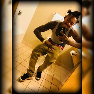 Profile Picture of Jasiah Bee (Trill) (@jeremy.seals.9) on Facebook