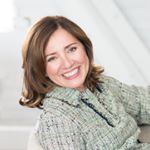 Profile Picture of Vivian Robins Design (@vivianrobinsdesign) on Instagram