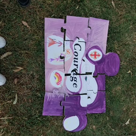 Profile Picture of Jondel Davis (@businessfirst07) on Poshmark