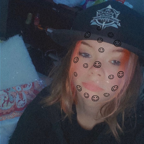 René Harper - Poshmark Profile Picture of René Harper (@reneclifford11) on Poshmark