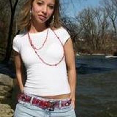 Profile Picture of Sage Powell (@2hott4u445w) on Twitter