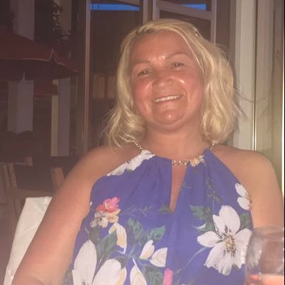 Profile Picture of Michelle Carmichael (@mdf1971) on Twitter