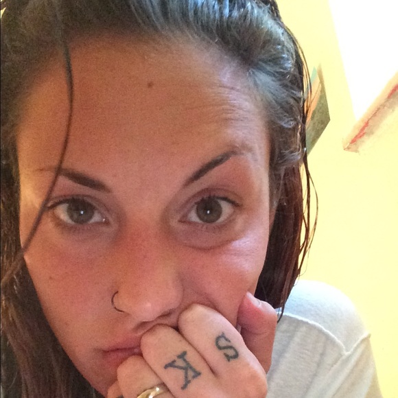 Profile Picture of Danielle Snedecor (@daniellenyc7) on Poshmark