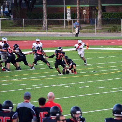 Profile Picture of Vincent Herrera (@vince_h04) on Twitter