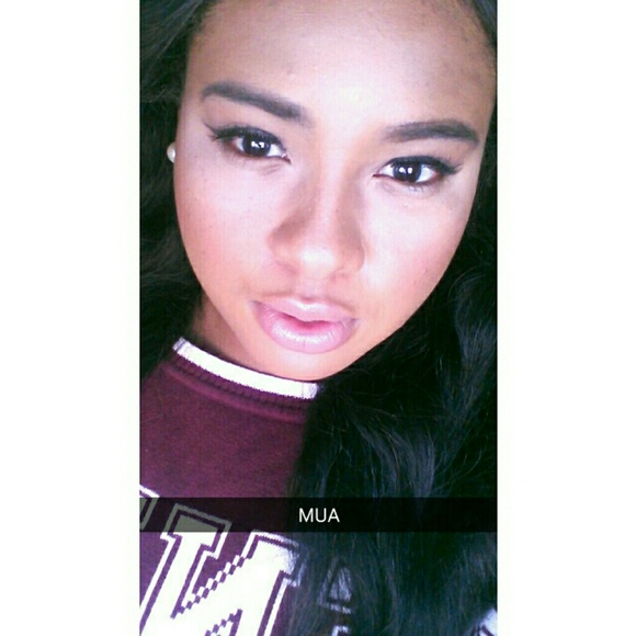 Profile Picture of Bree Rogers (@obeybree) on Poshmark