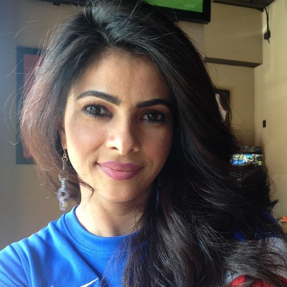 Profile Picture of Josiane Patwin (@josianep) on Poshmark