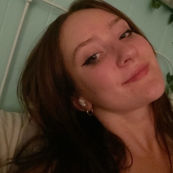 Profile Picture of Mason Holliday (@macygholliday) on Poshmark