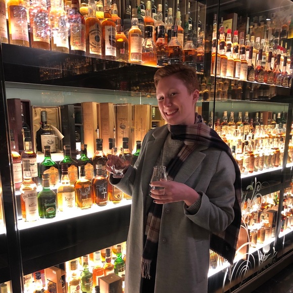 Profile Picture of Samantha Kawejsza (@skawejsza) on Poshmark