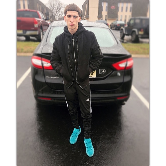 Profile Picture of Caide Wileczek (@caidewileczek) on Poshmark