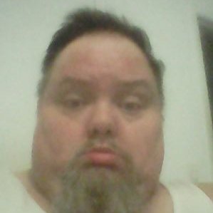 Profile Picture of Robert J. Shinn (@rjs762) on Twitter