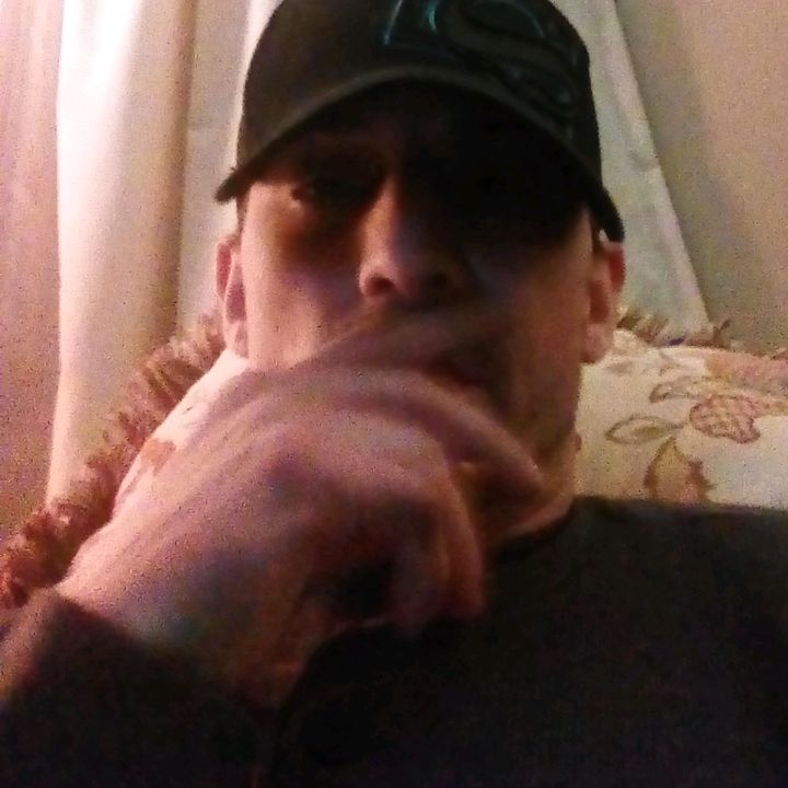 Profile Picture of joey mutha fukn rowe (@rowejoey669) on Tiktok