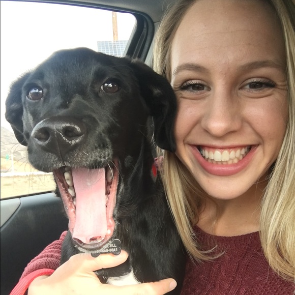 Profile Picture of Alexis Feindel (@alexisfeindel26) on Poshmark