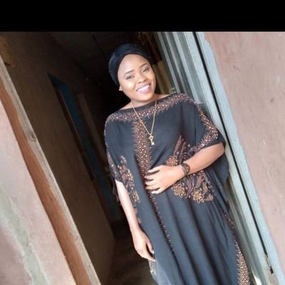 Profile Picture of Adeosun Adeola Temidun (@AdeolaTemidun) on Twitter