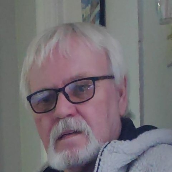 Profile Picture of Ray Phillips (@rayphillips714) on Poshmark