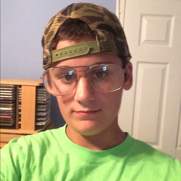 Profile Picture of Joseph Arcuni (@jarcuni) on Poshmark