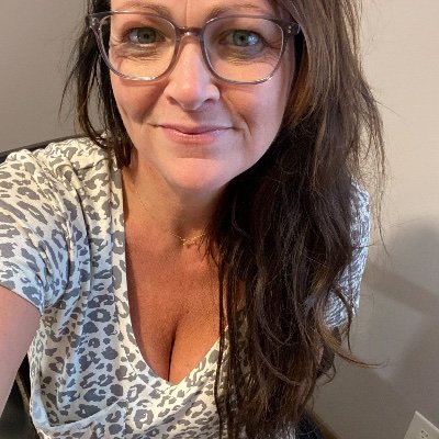 Profile Picture of Shelley Herrington (@ShelleyAnneH) on Twitter