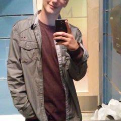 Profile Picture of Nate James Poulsen (@PJNate08) on Twitter