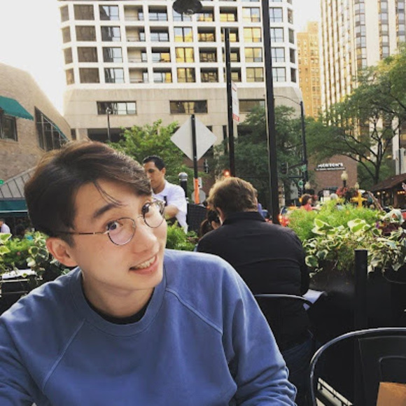 Profile Picture of Na Jiang (@najiang880) on Poshmark