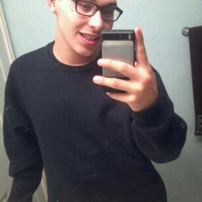 Profile Picture of Michael Hinojosa (@MikeTrendinng) on Twitter