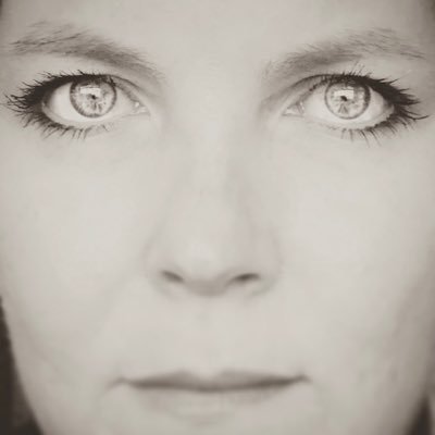 Profile Picture of Janice Wolfe (@wannabeinmaui7) on Twitter