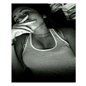 Profile Picture of Lily Deleon (@lily_tooraw) on Myspace