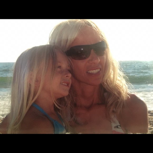 Profile Picture of Romy Scaringi (@swissromy) on Poshmark