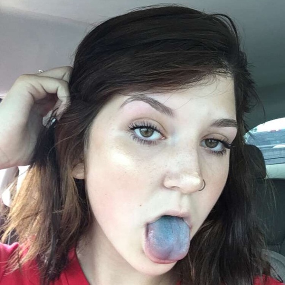 Profile Picture of Maurisa Chacker (@maurisachacker) on Poshmark