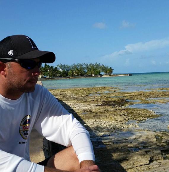 Profile Picture of Chris Finger (@cwo182) on Poshmark