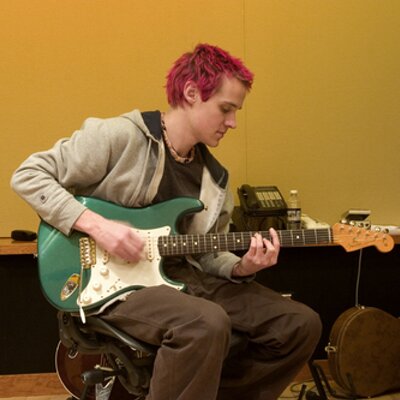 Profile Picture of Brendan Parnell (@superspacedog) on Twitter