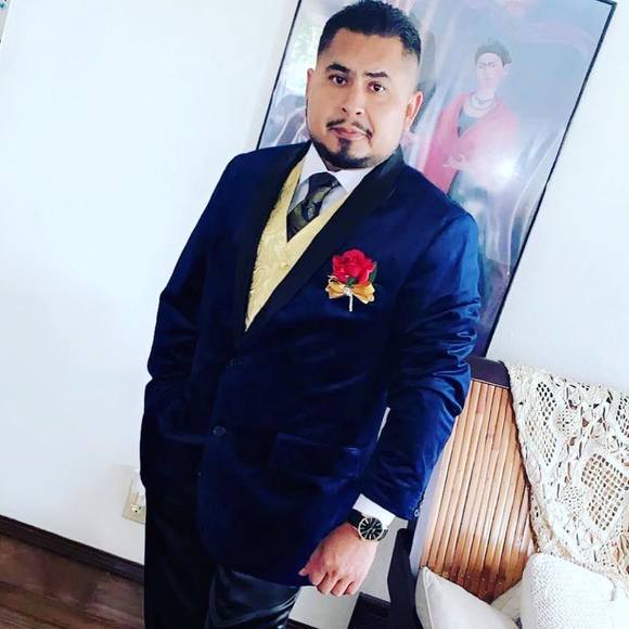 Profile Picture of Julio Alvarez (@mustangjulio) on Poshmark