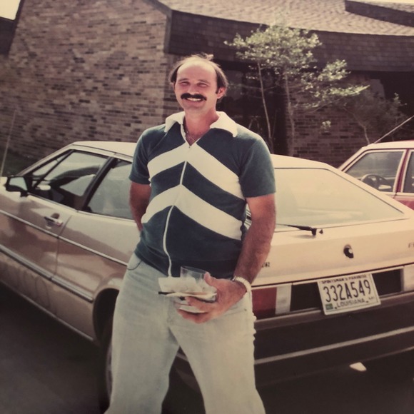 Profile Picture of Roscoe Bayless (@roscoe_bayless) on Poshmark