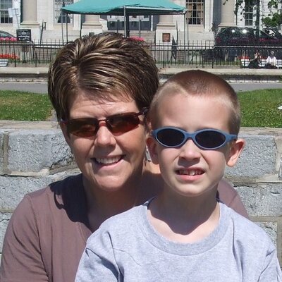 Profile Picture of Laurie Chapman (@LauriecRN) on Twitter