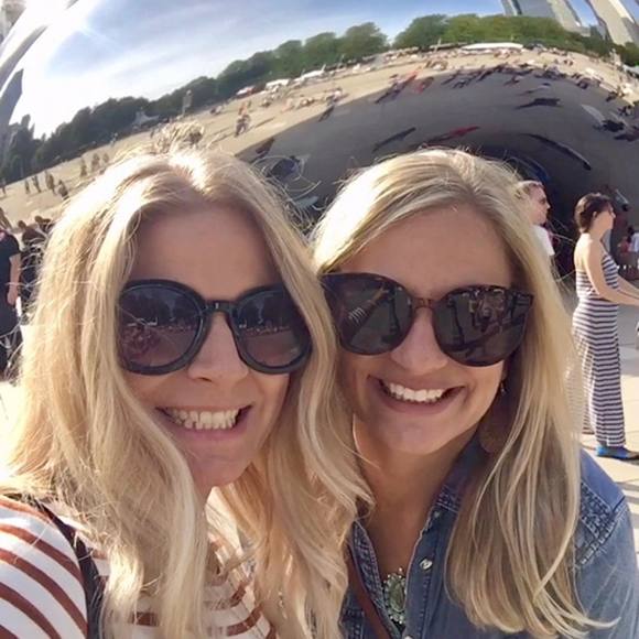 Profile Picture of Anne Aurich (@anneraurich) on Poshmark