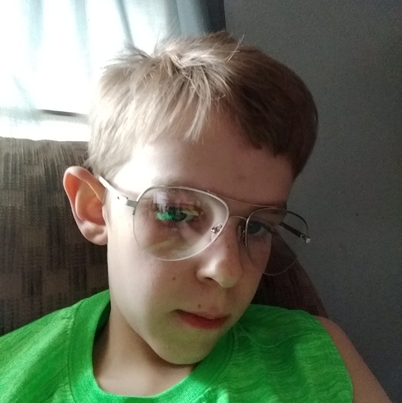 Profile Picture of Adain Rutledge (@adainrutledge) on Poshmark
