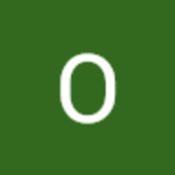 Profile Picture of Orellano Orellano (@orellanoo) on Poshmark