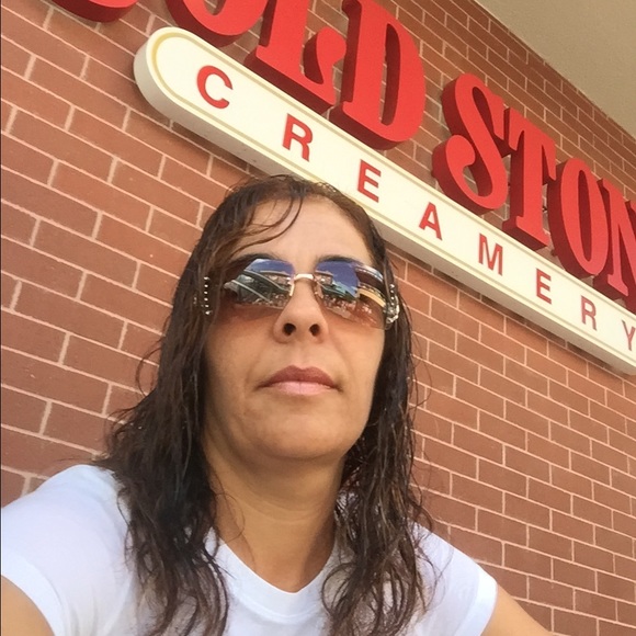 Profile Picture of Yolanda Cuevas (@yolandadanita) on Poshmark