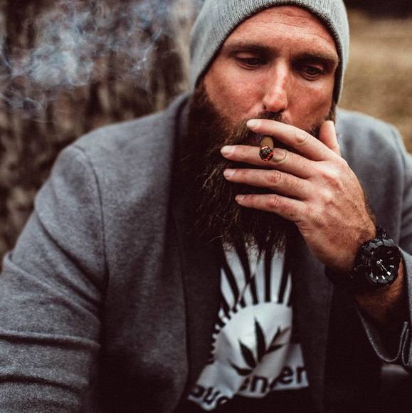 Profile Picture of Kyle Struebing (@kylebing75) on Poshmark