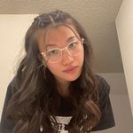 Profile Picture of Eileen Huang (@eileeenhuang) on Instagram