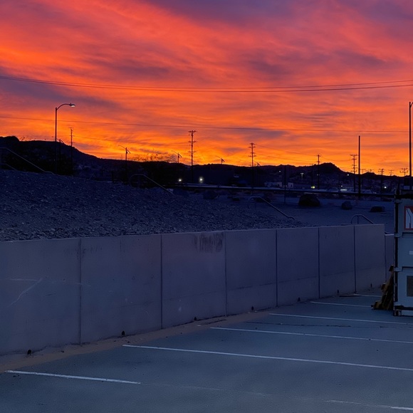 Profile Picture of Kua Paw (@kuapaw6) on Poshmark