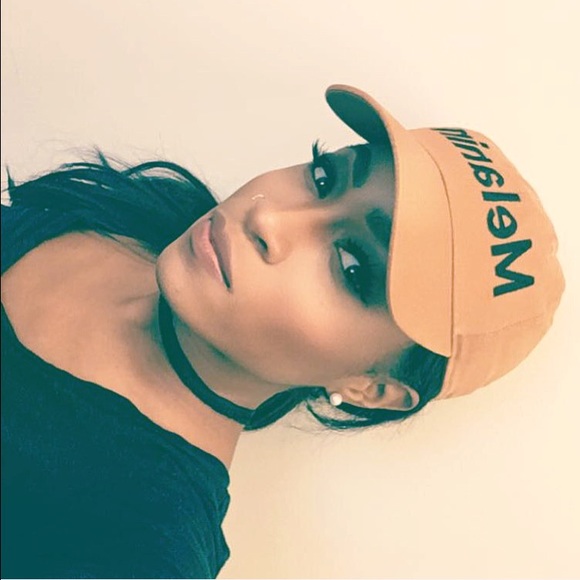 Profile Picture of Carla Dewalt (@cdewalt2) on Poshmark