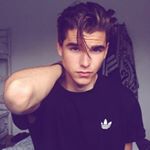 Profile Picture of Chris (@chrisstocking._) on Instagram